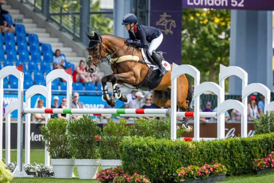 Laura Collett and London 52 at the 2026 World Championships