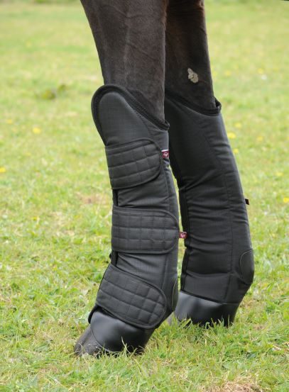 Black Le Mieux Carbon Travel Boots